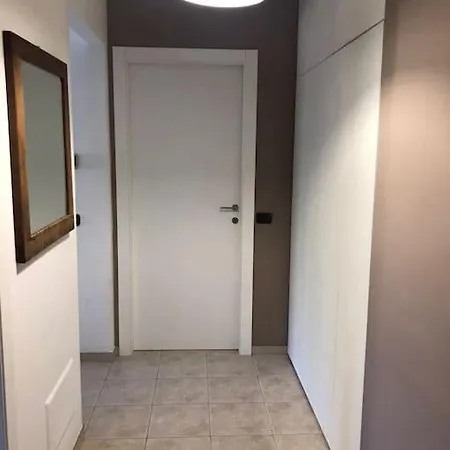 Lakeside View * Colico