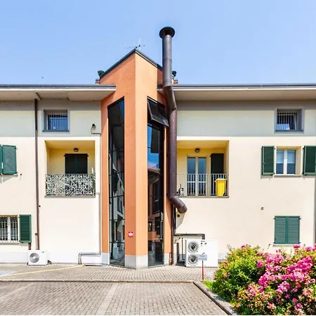 Lakeside View * Colico