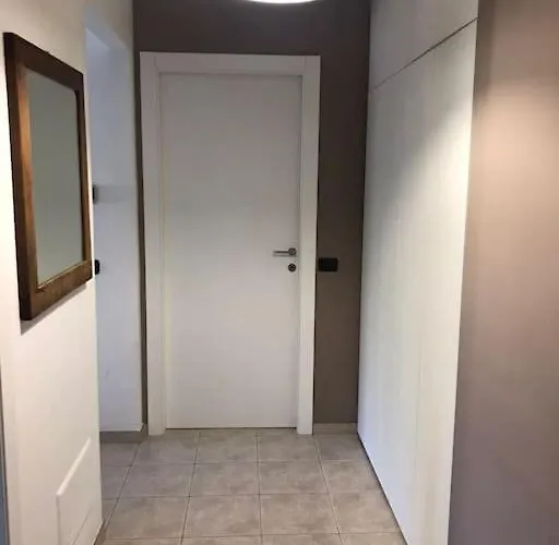 Lakeside View * Colico