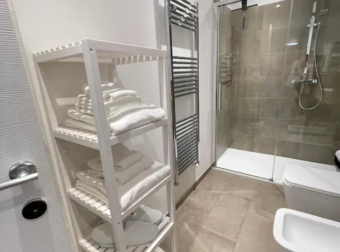 Lakeside View Apartment Colico